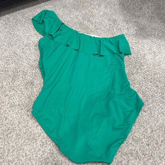Green Ruffled One-Shoulder swimsuit - Picture 2 of 8